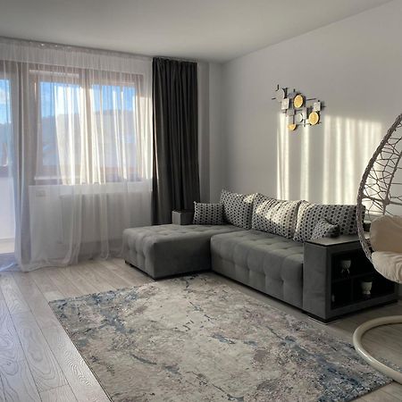 Tei Residence Piatra Neamţ Extérieur photo