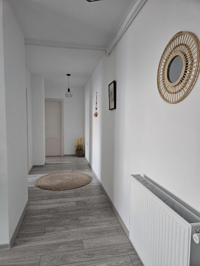 Tei Residence Piatra Neamţ Extérieur photo