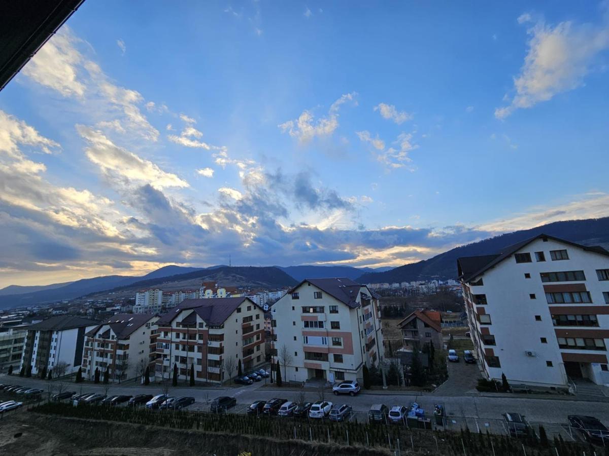 Tei Residence Piatra Neamţ Extérieur photo