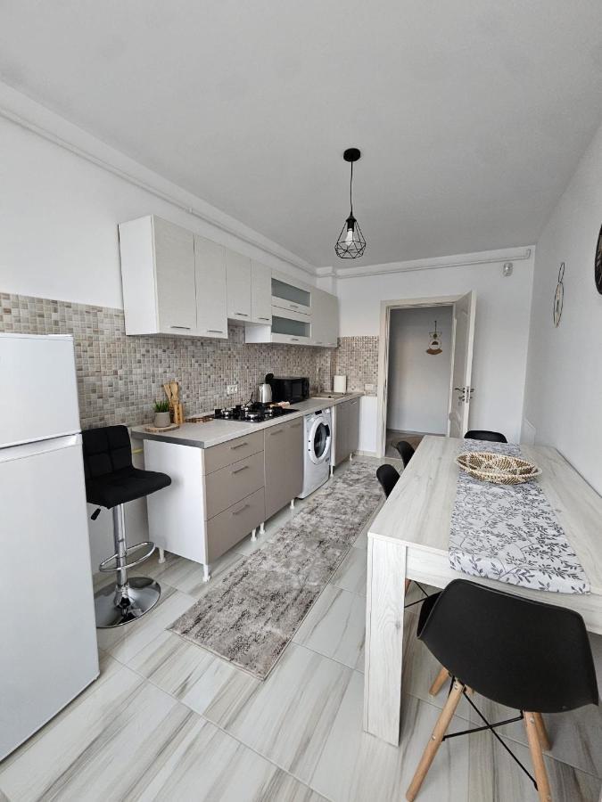 Tei Residence Piatra Neamţ Extérieur photo